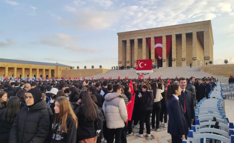 Mustafa Kemal Atatürk, 86. Ölüm Yıldönümünde Saygıyla Anıldı